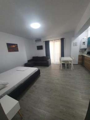 Brizza Apartments 3 Mamaia Nord